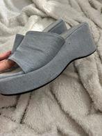 Loavies Spijker Slippers Maat 38, Slippers, Blauw, Ophalen of Verzenden, Gedragen