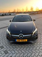 Mercedes-Benz A-Klasse A180 1.6 amg night edition 2018 Blauw, Auto's, Voorwielaandrijving, 65 €/maand, Zwart, 4 cilinders
