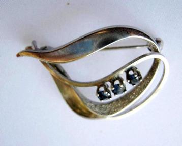 Kordes & Lichtenfels, broche met 3 saffieren 835 zilver (664 beschikbaar voor biedingen
