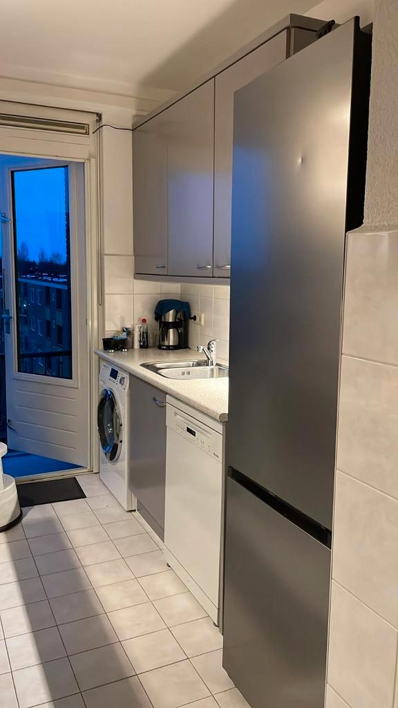 Gebruikte keuken MOET WEG, Huis en Inrichting, Keuken | Complete keukens, Gebruikt, Hoekkeuken, Ophalen