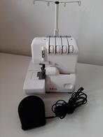 Lock machine AEG, Hobby en Vrije tijd, Naaimachines en Toebehoren, ., Zo goed als nieuw, Lockmachine, .