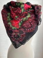 Zwarte sjaal rode rozen roze bloemen groen blaadjes vierkant, Kleding | Dames, Maat 38/40 (M), Ophalen of Verzenden, Vintage, Sjaal