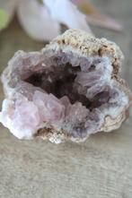 Ruwe roze amethist geode, Verzamelen, Mineralen en Fossielen, Ophalen of Verzenden, Mineraal