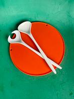 Retro slabestek opscheplepels set van 2 space age wit, Huis en Inrichting, Keuken | Bestek, Ophalen of Verzenden, Zo goed als nieuw