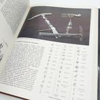 Boek: Le Livre De L’outil (55675), Antiek en Kunst, Ophalen of Verzenden