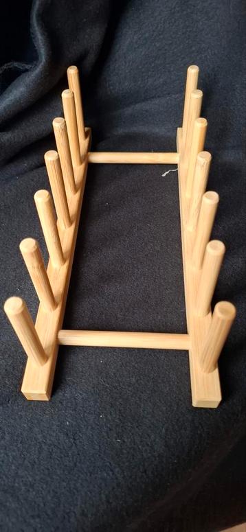 Houten Bordenrek / Keukenrek beschikbaar voor biedingen