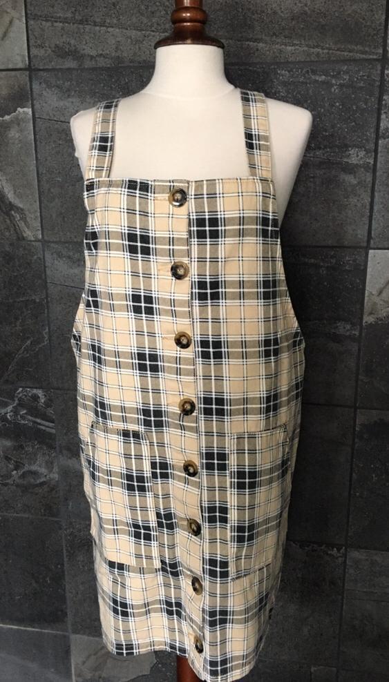 Prettylittlething jurk zwart beige stevig puur katoen NIEUW, Kleding | Dames, Jurken, Nieuw, Maat 38/40 (M), Overige kleuren, Knielengte