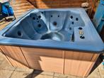 Jacuzzi opknapper GRATIS 5 persoons. lees advertentie, Ophalen, Gebruikt, Pomp