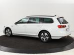 Volkswagen Passat 1.4 TSI PHEV GTE | Stoelverwarming | Massa, Stof, Gebruikt, Euro 6, Wit