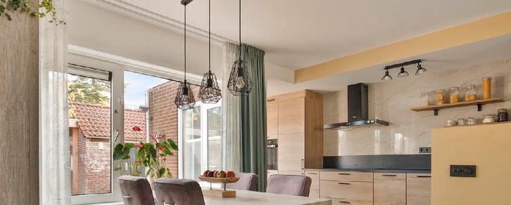 Zwarte Hanglamp - 3 Kappen - Eettafel, Huis en Inrichting, Lampen | Hanglampen, Zo goed als nieuw, Minder dan 50 cm, Metaal, Ophalen