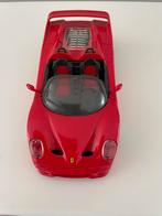 Modelauto Ferrari F50 kleur: rood schaal 1:24, Hobby en Vrije tijd, Modelauto's | 1:24, Ophalen of Verzenden, Zo goed als nieuw