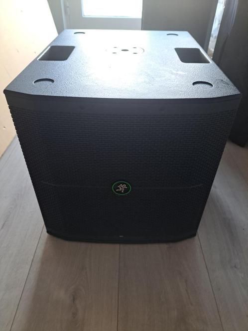 2 x mackie thump 115S actieve speaker met originele hoes, Audio, Tv en Foto, Luidsprekers, Zo goed als nieuw, Subwoofer, 120 watt of meer