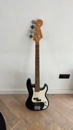Basgitaar qtx sound, Muziek en Instrumenten, Snaarinstrumenten | Gitaren | Bas, Ophalen, Gebruikt