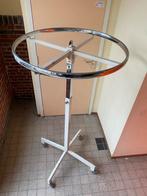 2 ronde professionele kledingrekken, stevige staat, vintage, Ophalen, Met wielen, Gebruikt