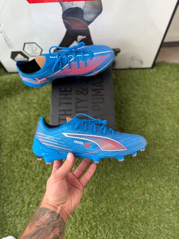 Tarik Tissoudali puma ultra voetbalschoenen duurste versie beschikbaar voor biedingen