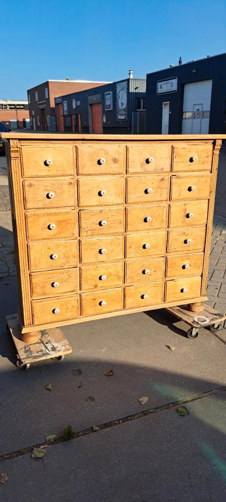 Zeer oude ladekast 24 lades, Huis en Inrichting, Kasten | Ladekasten, Gebruikt, 100 tot 150 cm, 100 tot 150 cm, 25 tot 50 cm, Grenenhout