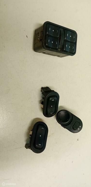 Raamschakelaar Opel Zafira 13363401, Auto-onderdelen, Dashboard en Schakelaars, Gebruikt, Ophalen of Verzenden