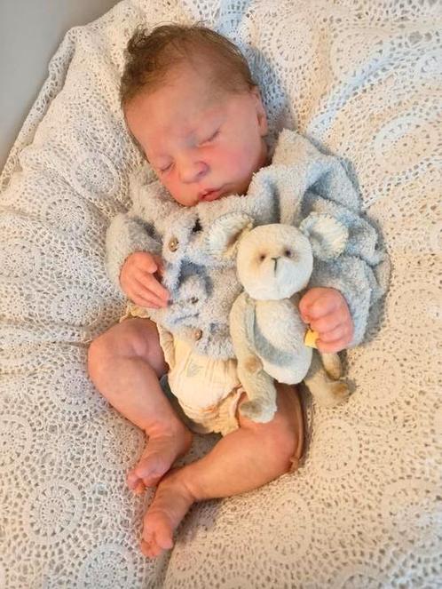 Reborn baby Elsie aanbieding, Verzamelen, Poppen, Nieuw, Babypop, Levensecht of Reborn, Ophalen of Verzenden
