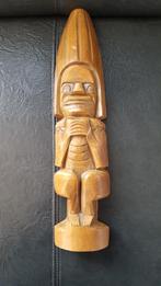 Vintage lang houten beeld Afrikaans, man, god, hurkend. 5A6, Ophalen of Verzenden