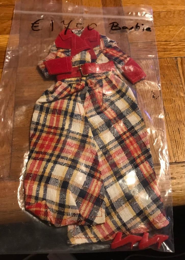 Barbie schipper kleding etc. etc. deel 2, Verzamelen, Poppen, Zo goed als nieuw, Pop, Ophalen of Verzenden