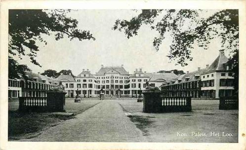 (301-036-041) Apeldoorn Kon Paleis Het Loo, Verzamelen, Ansichtkaarten | Nederland, Gelderland, Verzenden