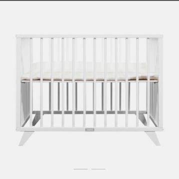 Babybox Wit beschikbaar voor biedingen