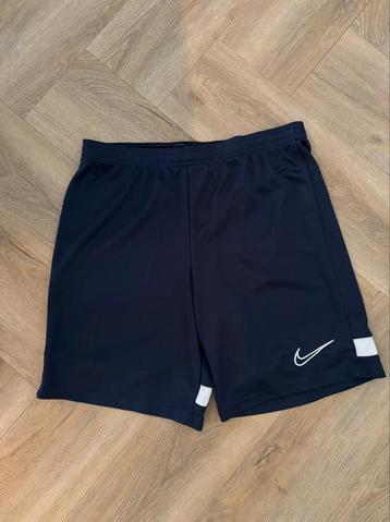 2 Nike shorts mt S blauw en zwart - dri fit beschikbaar voor biedingen