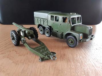 Dinky Toys Army 689 	Medium Artillery Tractor + 693 beschikbaar voor biedingen