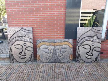 3 schilderijen  beschikbaar voor biedingen