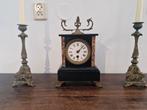Antieke Napoleon III pendule met kandelaars, Antiek en Kunst, Antiek | Klokken, Ophalen of Verzenden