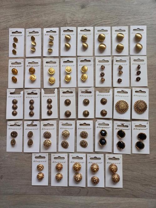 37 x kaartje met goudkleurige knoop, Elegant knoop, knoopje, Hobby en Vrije tijd, Naaien en Fournituren, Nieuw, Knoop of Knopen