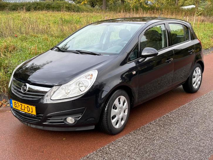 Opel Corsa 1.2 16V 5D 2008 Zwart  slechts 37.000km!, Auto's, Opel, Particulier, Corsa, Airconditioning, Boordcomputer, Centrale vergrendeling