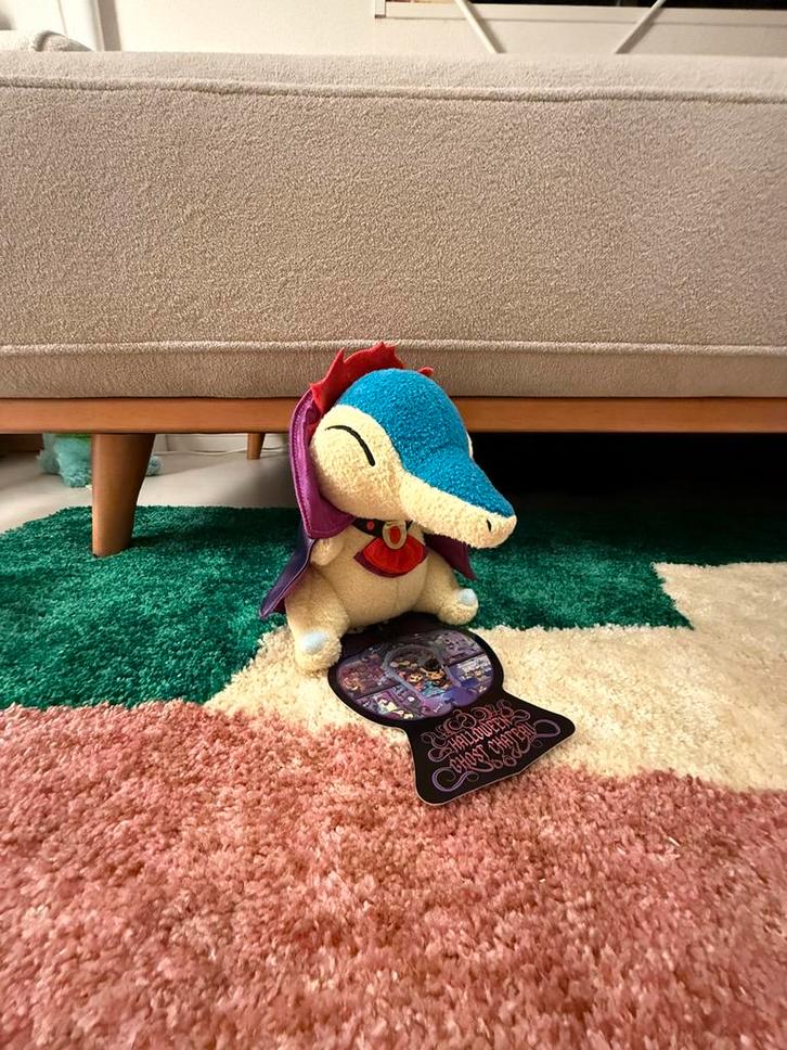 Pokémon Center Japan HALLOWEEN 2025 Cyndaquil Plush Exclusiv, Kinderen en Baby's, Speelgoed | Knuffels en Pluche, Zo goed als nieuw