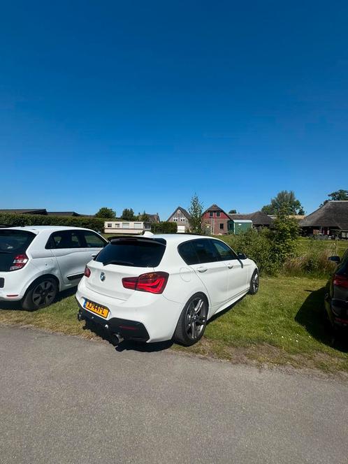 BMW 1-Serie 125d 224pk Aut 2016 Wit, Auto's, BMW, Bedrijf, 1-Serie, Diesel, G, Hatchback, Automaat, Geïmporteerd, Wit, Achterwielaandrijving