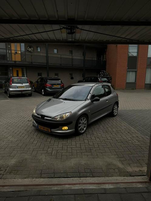 Peugeot 206 1.6 16V in onderdelen, Auto diversen, Autosport-onderdelen, Gebruikt, Ophalen