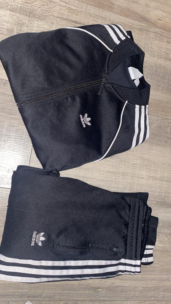 Adidas trainingspak - Zwart met witte strepen, Maat 38/40 (M), Zwart, Overige typen, Ophalen of Verzenden