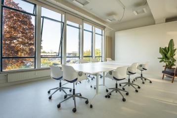 bureau stoelen en tafels set of los beschikbaar voor biedingen