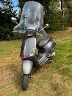 Vespa Sprint 2020 | 50 cc | grijs | incl. helm, hoes en slot, Ophalen, Gebruikt, Maximaal 45 km/u, Vespa S