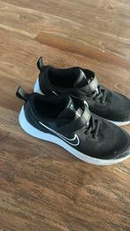 Te koop nike sportschoenen maat 34, Ophalen of Verzenden, Sportschoenen