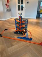 Hot Wheels Mega Garage + afschiet looping + 11 auto's, Gebruikt, Ophalen of Verzenden, Hot Wheels, Handmatig