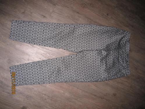 Zwart met witte broek maat S, Kleding | Dames, Broeken en Pantalons, Gedragen, Maat 36 (S), Zwart, Lang, Ophalen of Verzenden