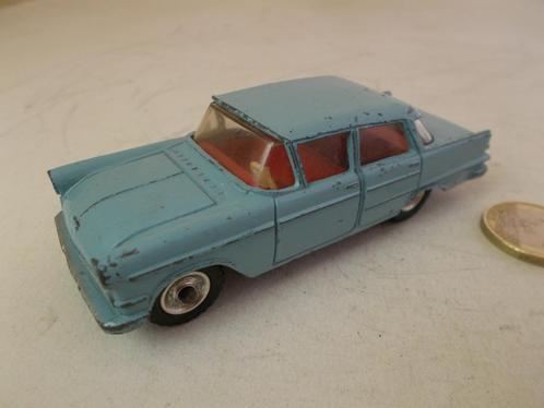 1961 Dinky Toys 177 OPEL KAPITAN. (Licht blauw) -B-., Hobby en Vrije tijd, Modelauto's | 1:43, Gebruikt, Auto, Dinky Toys, Ophalen of Verzenden