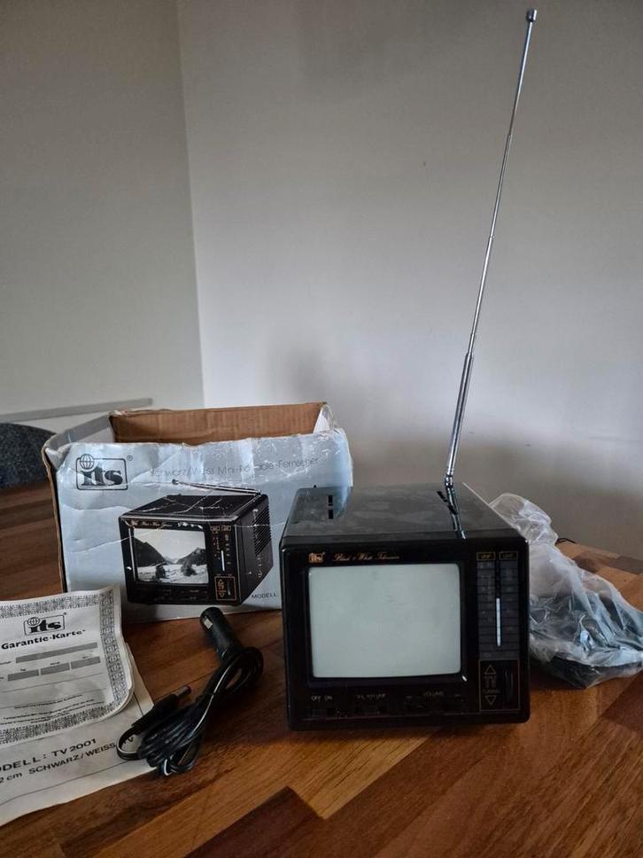 Vintage draagbare mini tv ITS, Audio, Tv en Foto, Overige Audio, Tv en Foto, Zo goed als nieuw, Ophalen of Verzenden