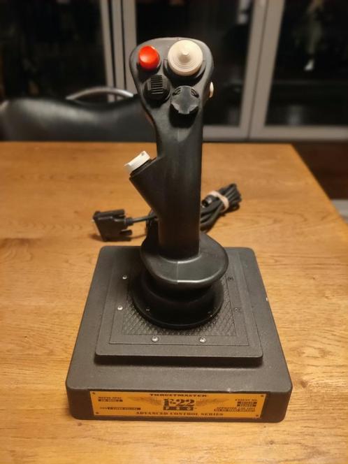 Thrustmaster F-22 Pro. F-16 Joystick gebruikt, Computers en Software, Joysticks, Gebruikt, Ophalen of Verzenden