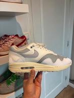 Nike Air Max 1 patta wave white, Ophalen of Verzenden, Zo goed als nieuw, Wit, Sneakers of Gympen