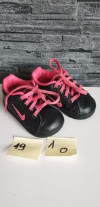 Nike meisje sneakers maat 19, Kinderen en Baby's, Babykleding | Schoentjes en Sokjes, Schoentjes, Meisje, Ophalen of Verzenden