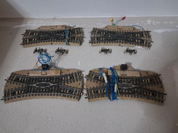 Marklin HO electrische wissels M-rail 14 stuks, Hobby en Vrije tijd, Modeltreinen | H0, Gebruikt, Rails, Wisselstroom, Märklin