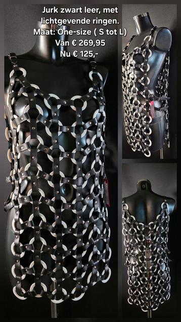 Nieuwe jurk van soepel leder. Kinky Bitch Toxic fetisch  beschikbaar voor biedingen