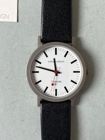 Unisex horloge Danish Design  IQ14Q199 beschikbaar voor biedingen