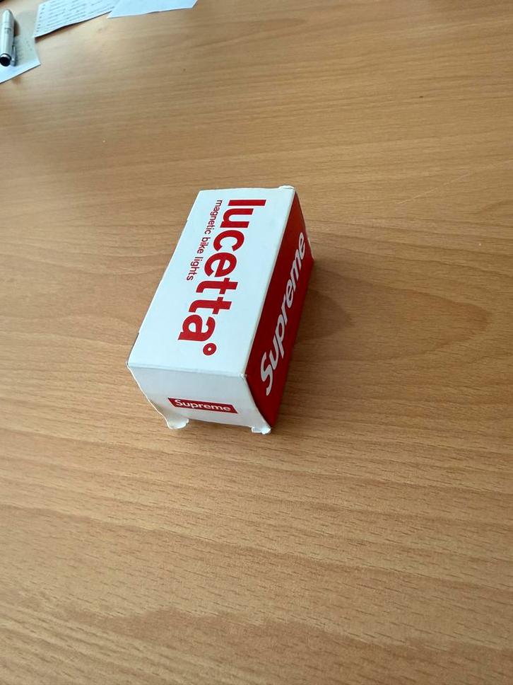 Supreme Lucetta Magnetische Fietsverlichting, Fietsen en Brommers, Fietsaccessoires | Fietsverlichting, Verlichtingsset, Nieuw